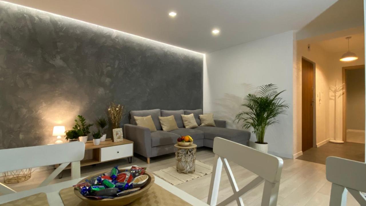 Apartament Plaza Park Przemysl Bagian luar foto